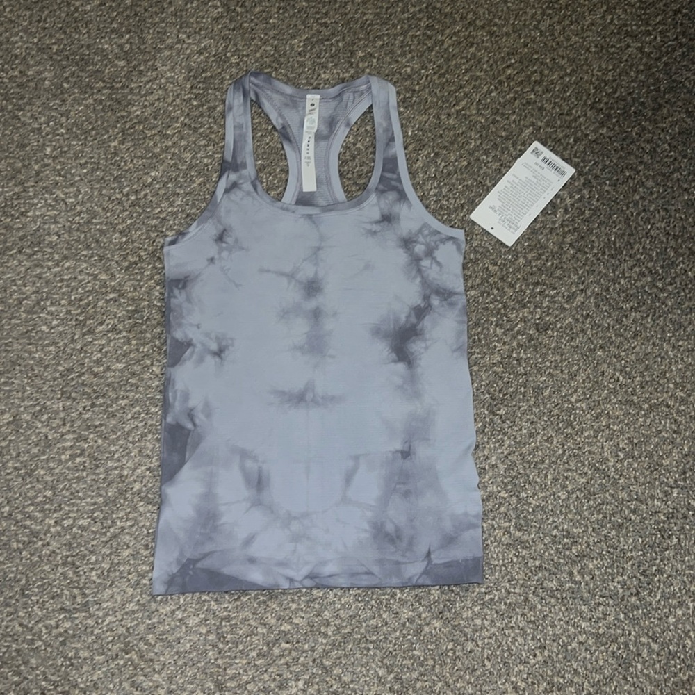 Lululemon swiftly tech racerback 2.0. 4